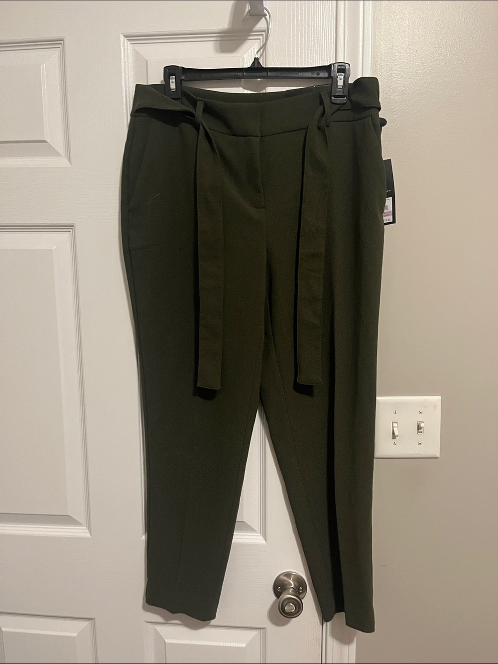 NWT Nine West Slim Ankle Green Pants